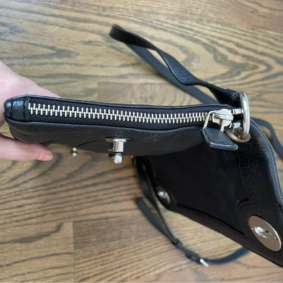 Marc Jacobs Black Leather Convertible Clutch / Crosby- with tags & dust bag - Picture 11 of 14